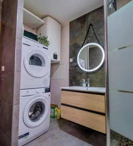 Cinnamon Apartment *